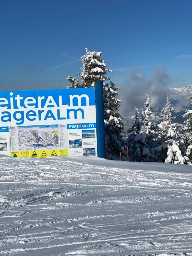 By Reiteralm - In Out * Schladming